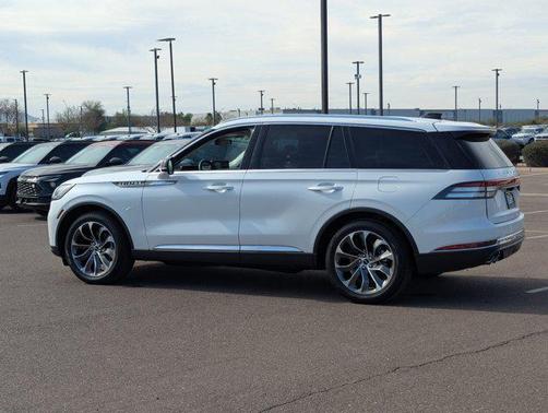 2025 Lincoln Aviator Reserve