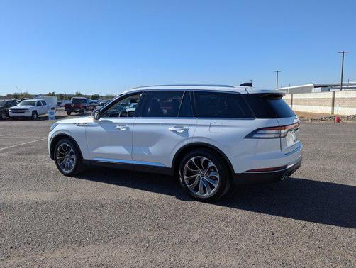2025 Lincoln Aviator Reserve