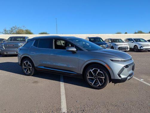 2025 Chevrolet Equinox EV LT