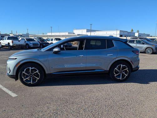 2025 Chevrolet Equinox EV LT