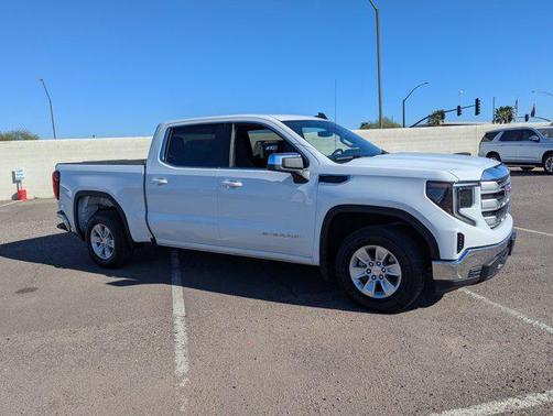 2024 GMC Sierra 1500 SLE