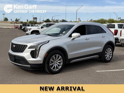 2022 Cadillac XT4 Premium Luxury