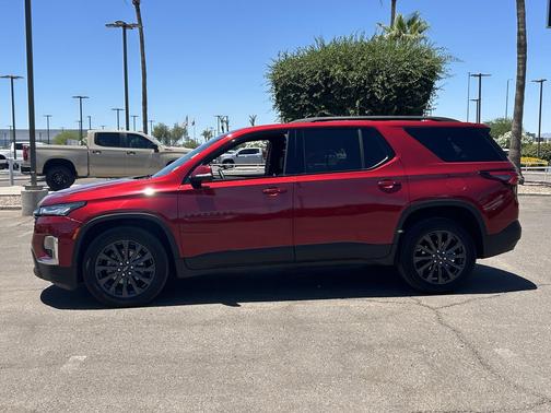 Radiant Red Tintcoat 2023 Chevrolet Traverse RS