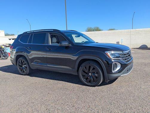 2024 Volkswagen Atlas 2.0T SE w/Technology 4MOTION