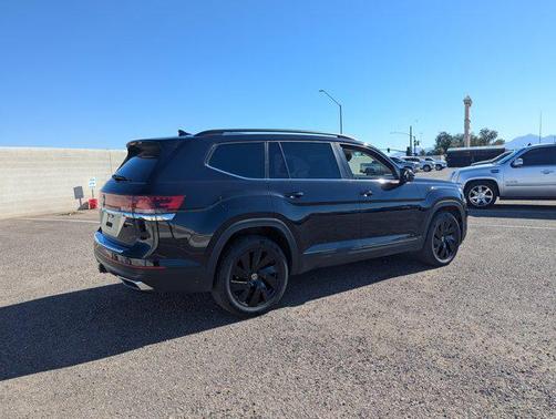 2024 Volkswagen Atlas 2.0T SE w/Technology 4MOTION