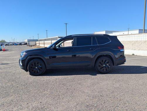 2024 Volkswagen Atlas 2.0T SE w/Technology 4MOTION