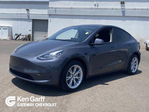 2023 Tesla Model Y Long Range Dual Motor All-Wheel Drive