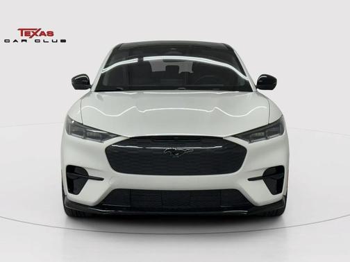 2022 Ford Mustang Mach-E GT