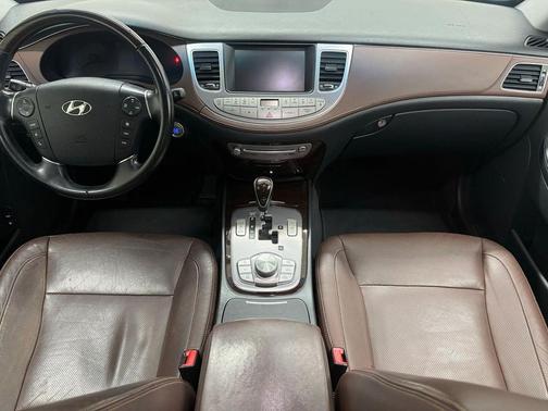2012 Hyundai Genesis 4.6