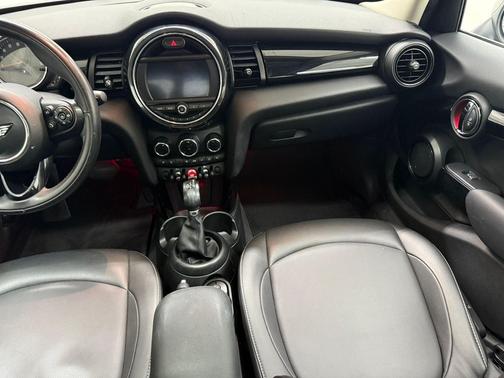 2019 MINI Hardtop Cooper