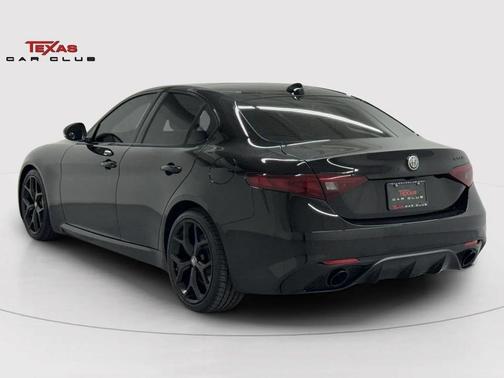 2020 Alfa Romeo Giulia Sport