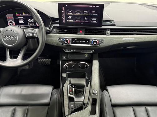 2022 Audi A4 45 S line Premium Plus
