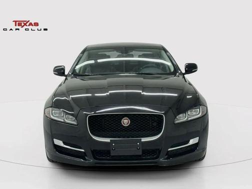 2017 Jaguar XJ XJ R-Sport
