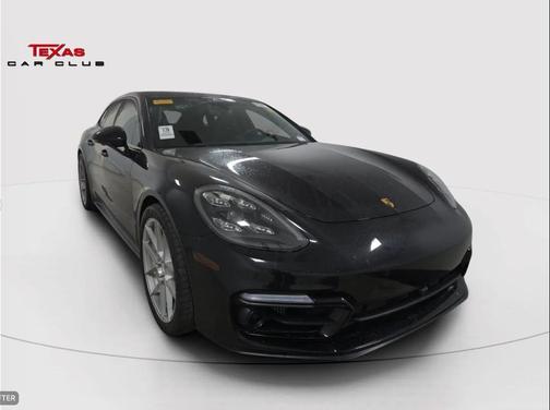 2022 Porsche Panamera GTS
