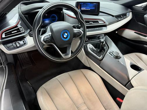 2015 BMW i8 Base