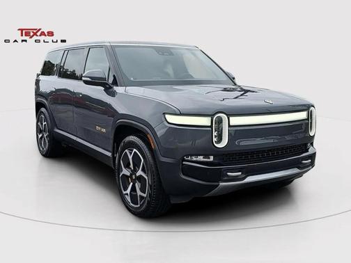 2023 Rivian R1S Adventure