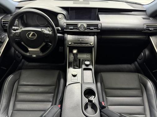 2019 Lexus IS 300 Base