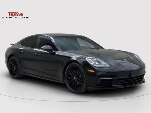 2020 Porsche Panamera 4