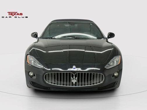 2016 Maserati GranTurismo Base