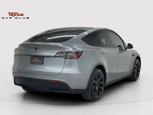 2024 Tesla Model Y Long Range Dual Motor All-Wheel Drive