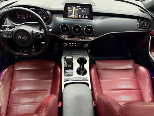 2018 Kia Stinger GT2