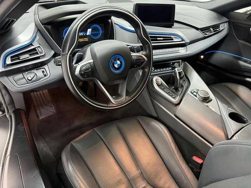 2015 BMW i8 Base