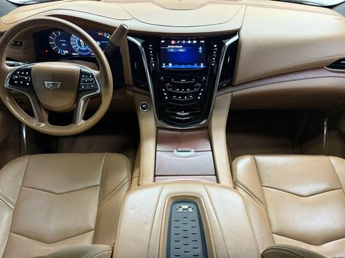 2017 Cadillac Escalade ESV Platinum