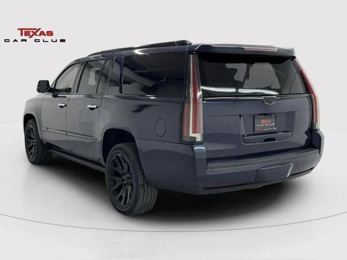 2017 Cadillac Escalade ESV Platinum