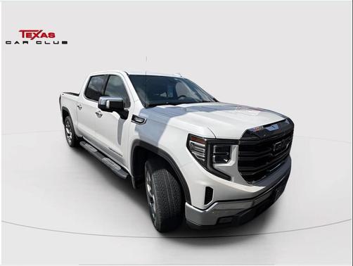 White Frost Tricoat 2024 GMC Sierra 1500 SLT
