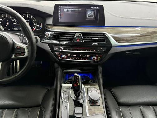 2018 BMW 540 540i