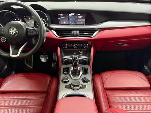 2020 Alfa Romeo Stelvio Ti Sport