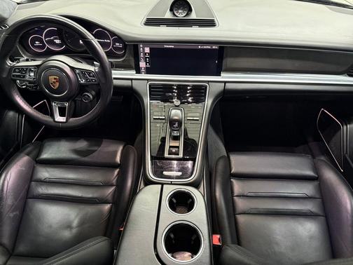2019 Porsche Panamera Turbo