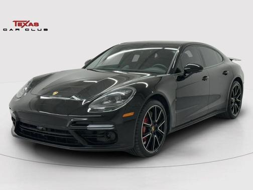 2019 Porsche Panamera Turbo
