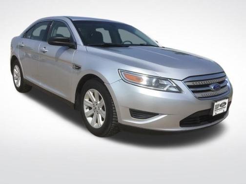 2012 Ford Taurus SE