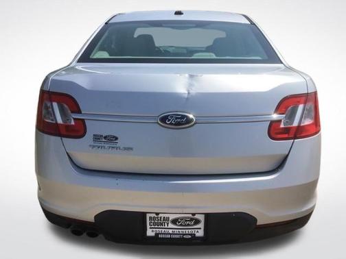 2012 Ford Taurus SE