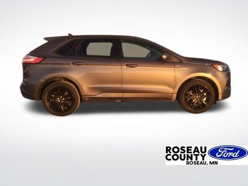 2022 Ford Edge ST Line