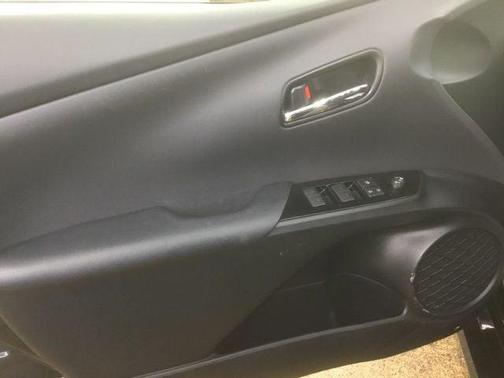 2020 Toyota Prius XLE
