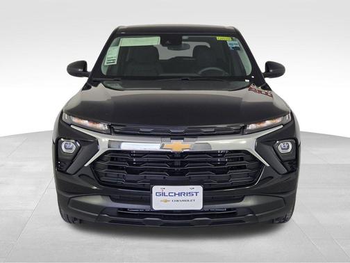 Mosaic Black Metallic 2026 Chevrolet Trailblazer LS