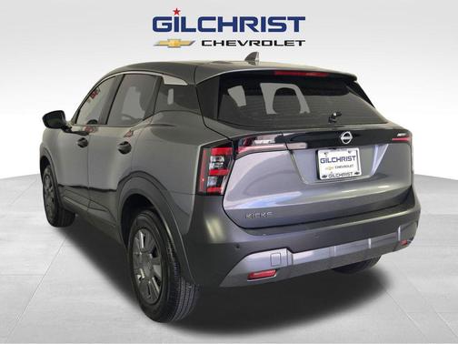 Gun Metallic 2025 Nissan Kicks S