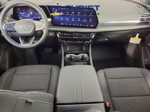 Mosaic Black Metallic 2026 Chevrolet Traverse LT