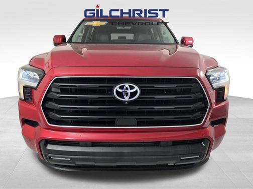 2024 Toyota Sequoia SR5