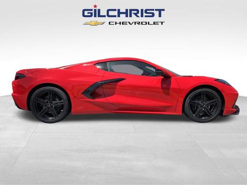 2026 Chevrolet Corvette Stingray w/2LT
