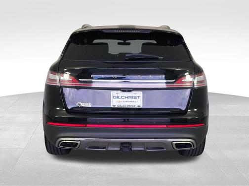 INFINITE BLACK MET CC 2022 Lincoln Nautilus Black Label