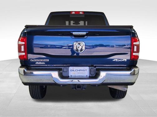 Patriot Blue Pearlcoat 2022 RAM 3500 Laramie Crew Cab 4x4 6'4' Box