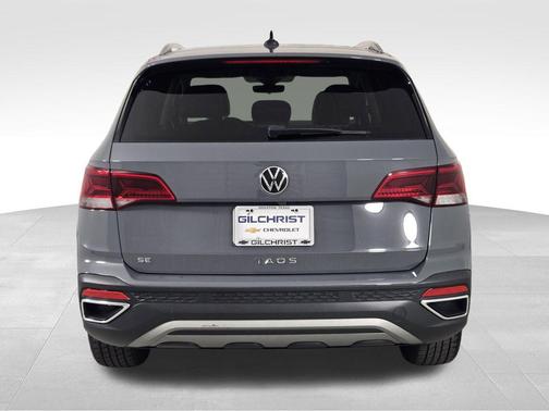 Gray 2023 Volkswagen Taos 1.5T SE