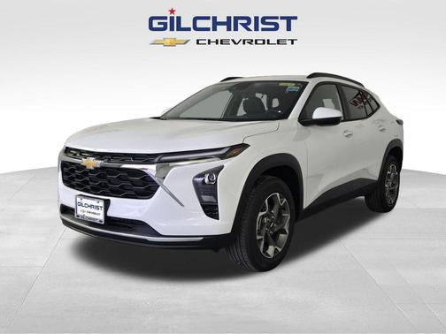 Summit White 2026 Chevrolet Trax LT