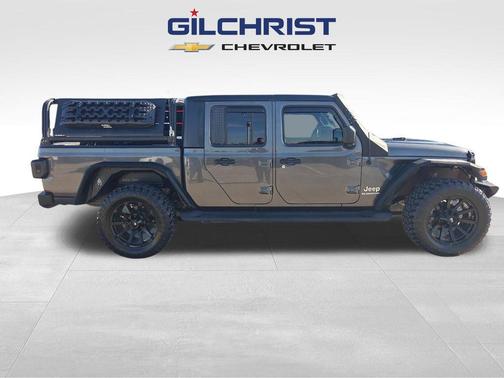 2022 Jeep Gladiator Overland