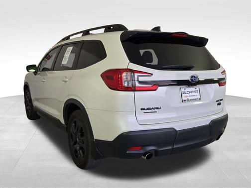 Crystal White Pearl 2023 Subaru Ascent Onyx Edition 7-Passenger