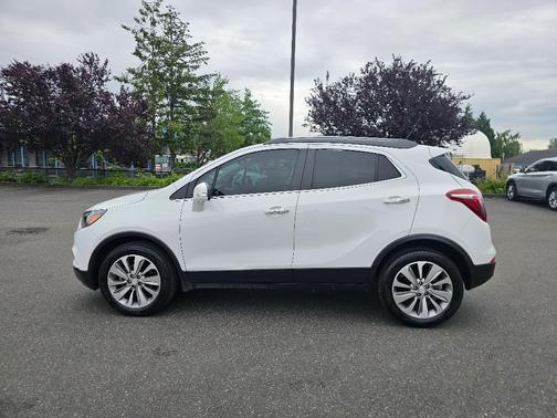 Summit White 2019 Buick Encore Preferred