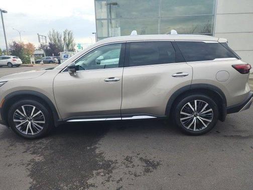 2023 INFINITI QX60 SENSORY